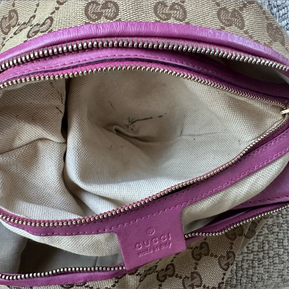 Authentic Gucci Large Bree Hobo Bag in GG Canvas - Picture 9 of 15